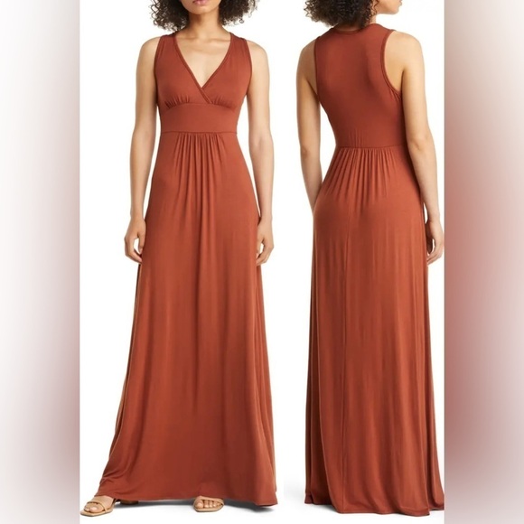 Loveappella Dresses & Skirts - NWOT Loveappella V-Neck Jersey Maxi Dress Small